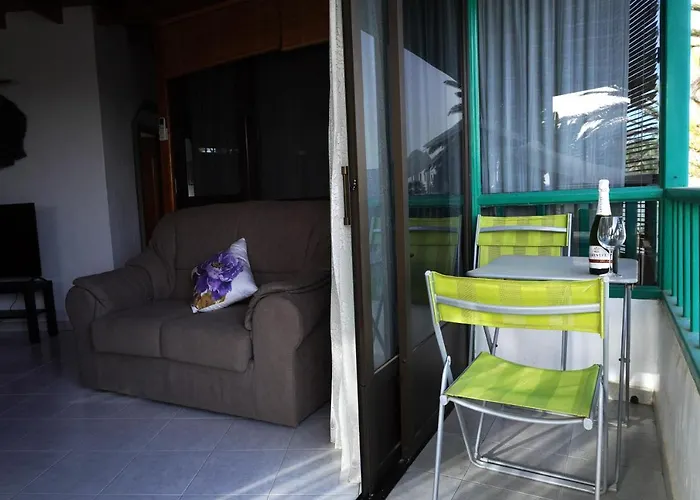 Apartamento Costa, Cerca De La Playa Y Comercios.
